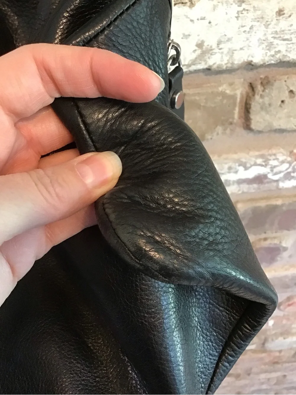 MARGOT Women's Black Leather Crossbody Bag with Dual Zip Pockets